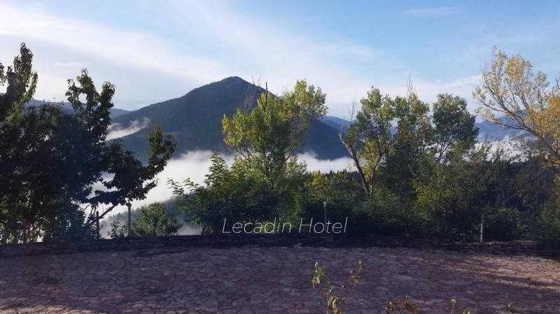 Hotel Lecadin Karpenisi Exterior photo